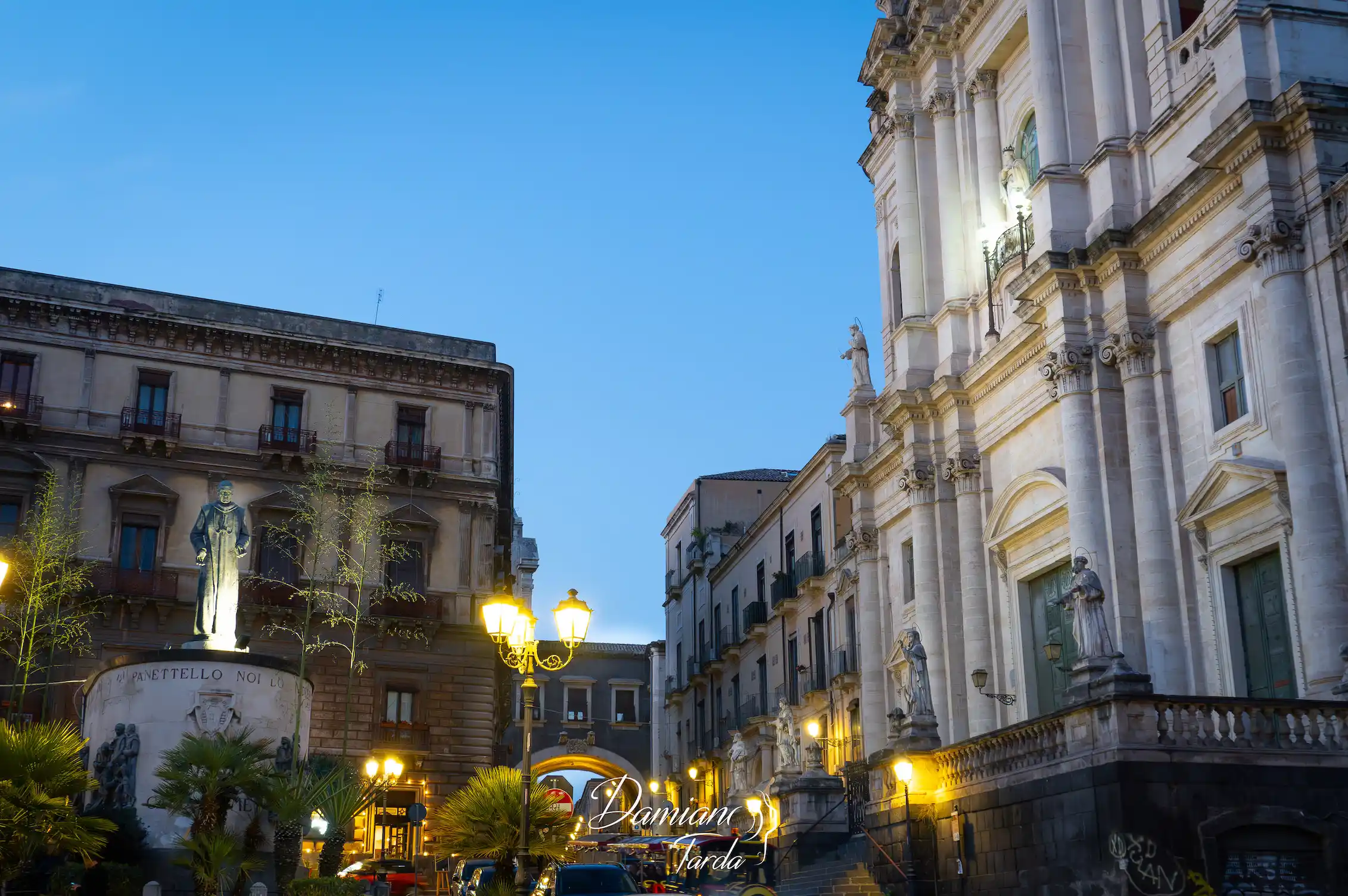 Scopri di più sull'articolo Piazza San Francesco d’Assisi a Catania